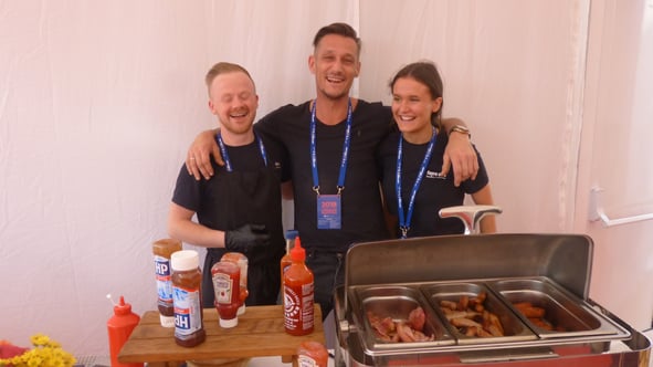 A team photo of Fayre Do's at the London Marathon